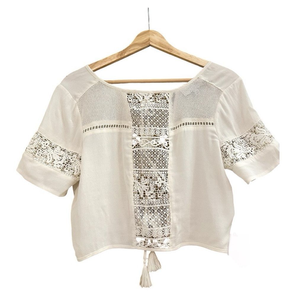 Kendall & Kylie Cream Lace Detail Blouse